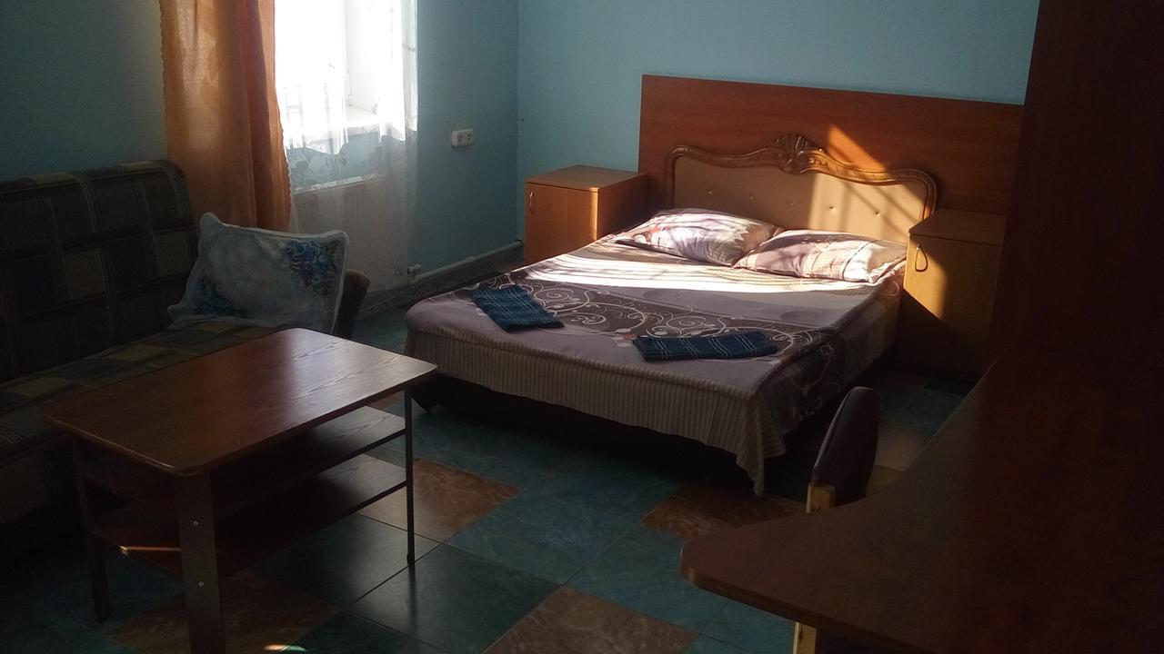 Gostinitsa Okolitsa V Ivatsevichi Motel Ivatsevichy Dış mekan fotoğraf